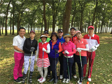 Fun with 16 golfers