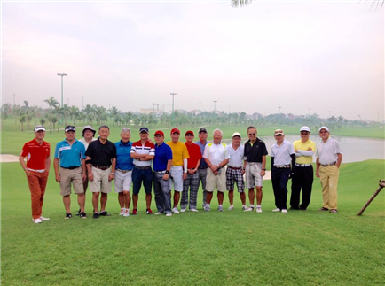 Wiliam Golf Clubs from Singapore Country